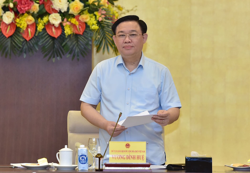 Chủ tịch Nước Nguyễn Xuân Phúc và Chủ tịch Quốc hội Vương Đình Huệ đồng chủ trì hội nghị về Đề án xây dựng Nhà nước pháp quyền -0