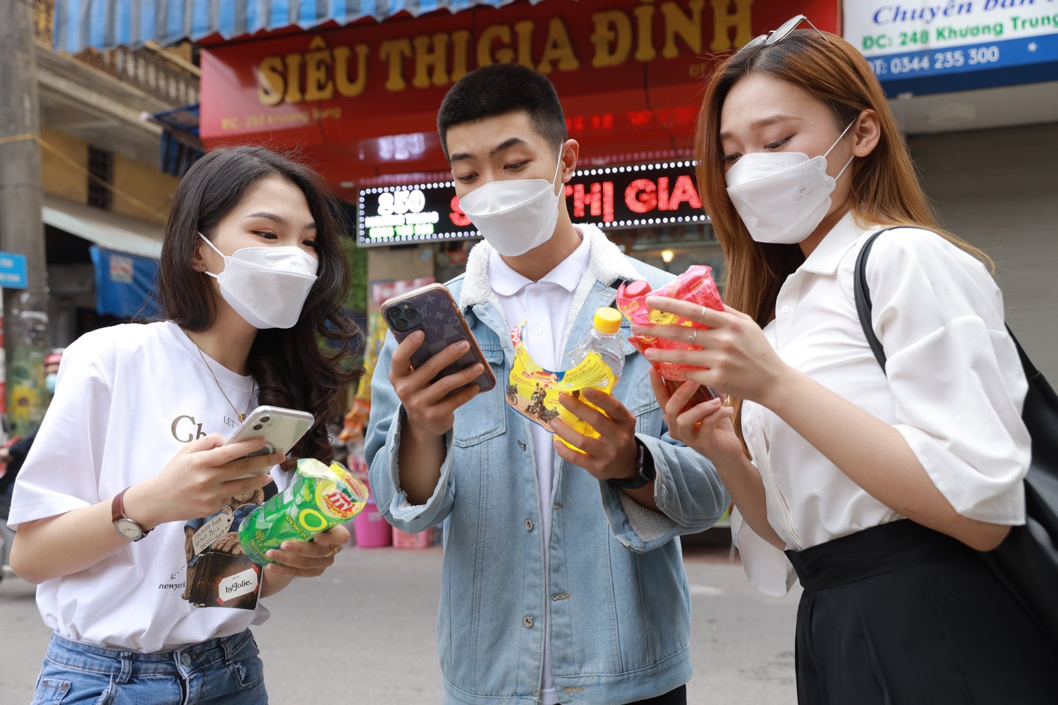 Trúng tiền tỷ chỉ với chai nước giải khát: Hồi hộp chờ quay số trước giờ G -0