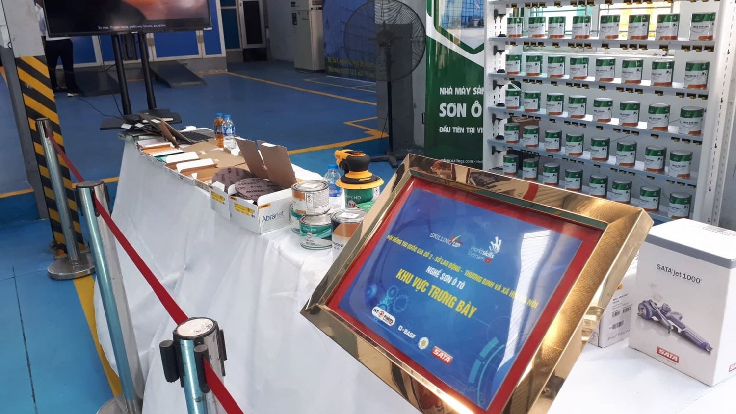 Nghề sơn ô tô tiếp cận công nghệ quốc tế -0