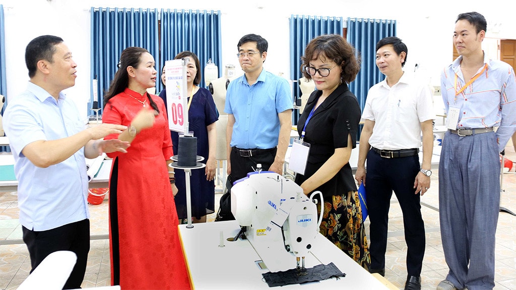 Khai mạc Kỳ thi Kỹ năng nghề quốc gia - nghề Công nghệ thời trang