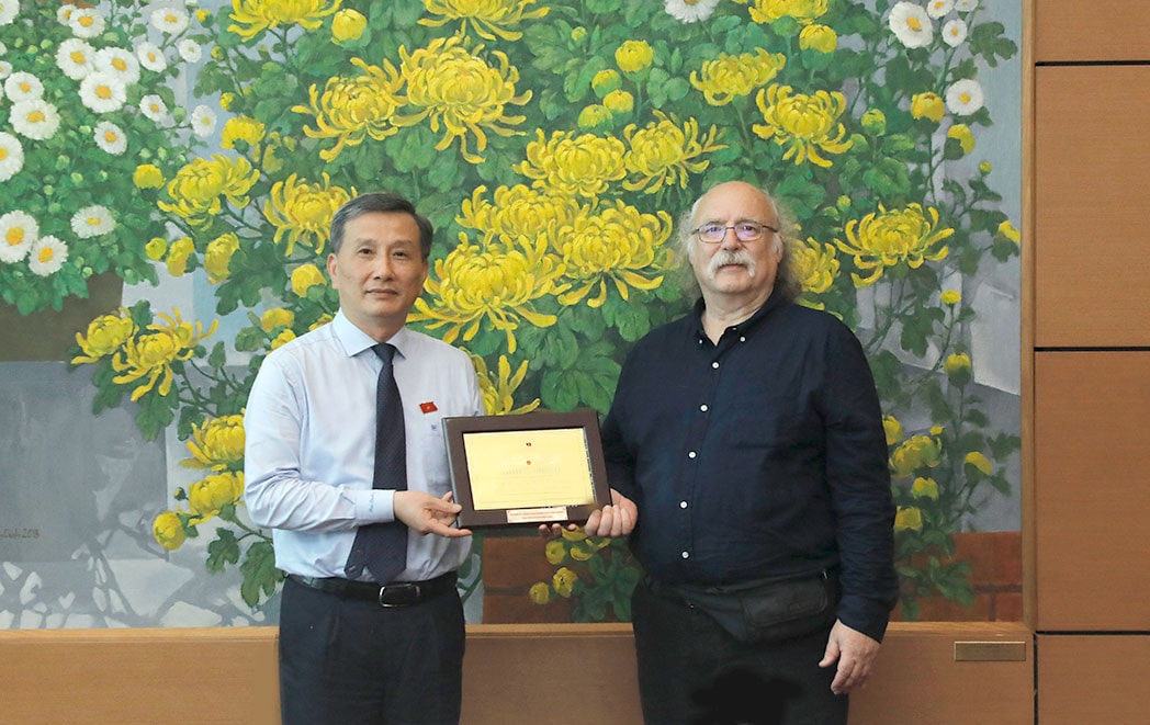 Chủ nhiệm Ủy ban Khoa học, Công nghệ và Môi trường Lê Quang Huy tiếp Giáo sư Duncan Haldane -0