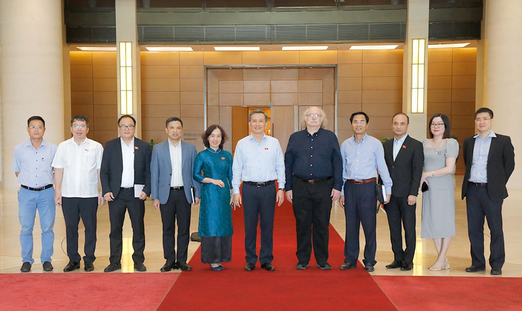 Chủ nhiệm Ủy ban Khoa học, Công nghệ và Môi trường Lê Quang Huy tiếp Giáo sư Duncan Haldane -0