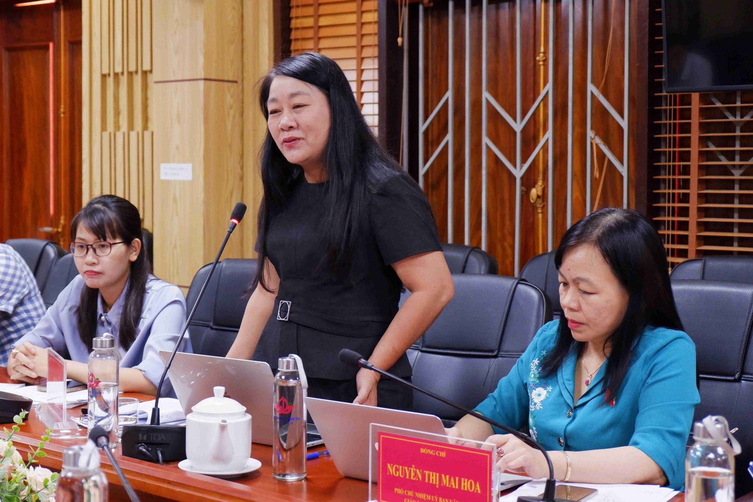 Ủy viên chuyên trách Ủy ban Văn hóa, Giáo dục Nguyễn Thị Tuyết Nga quan tâm tới việc bảo đảm tỷ lệ chi NSNN cho giáo dục - đào tạo Miễn học phí bậc THCS: Nên giao địa phương chủ động cân đối và thực hiện theo lộ trình -0