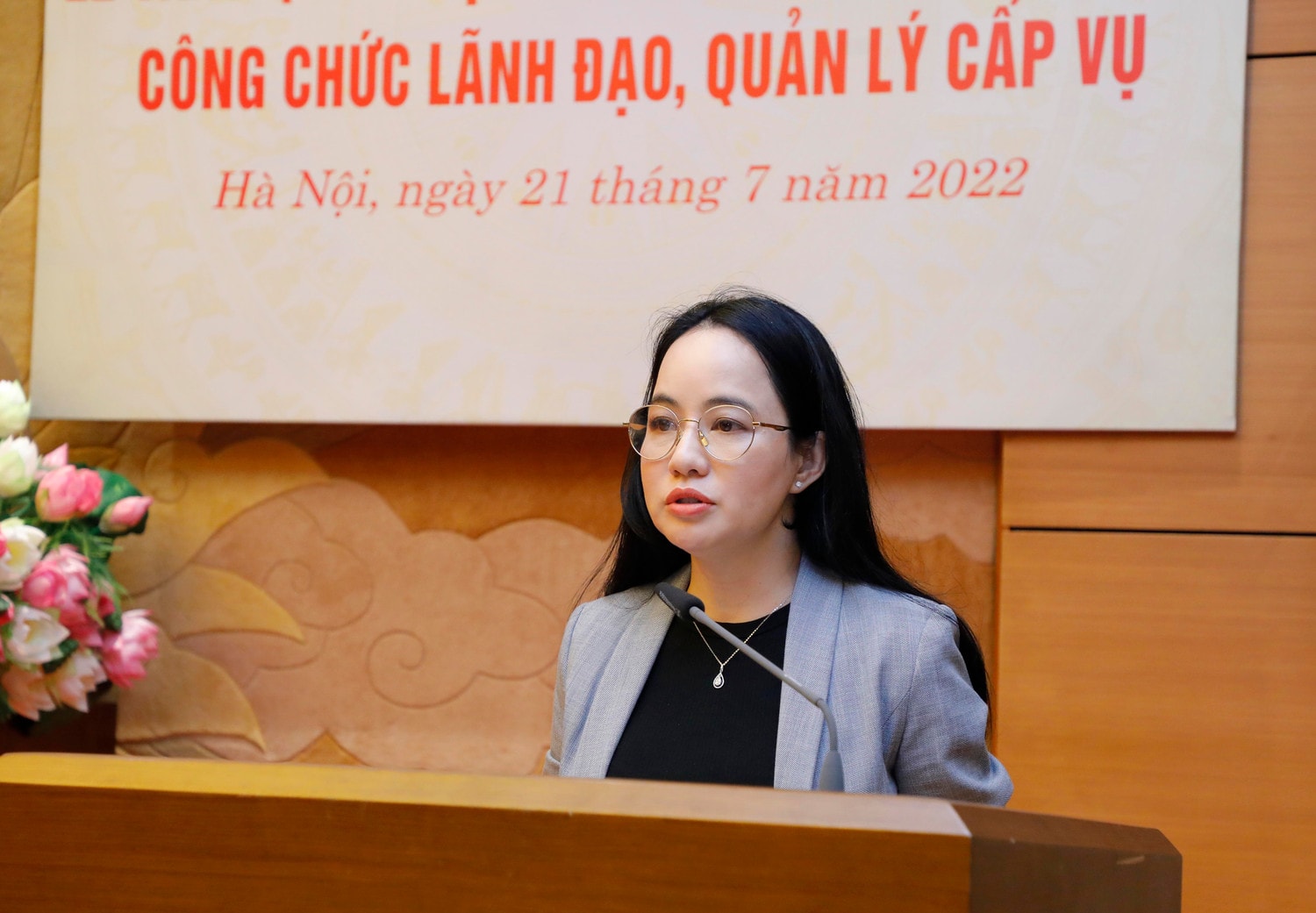 Vụ trưởng Vụ Kế hoạch-Tài chính Vũ Thị Thu Nga phát biểu