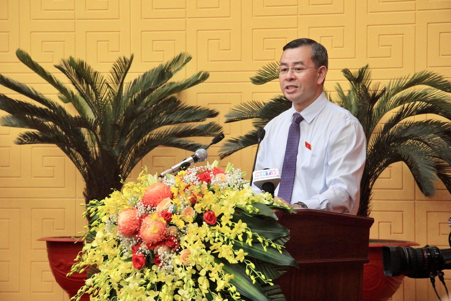 Ủy viên Trung ương Đảng, Bí thư Tỉnh ủy, Trưởng Đoàn ĐBQH tỉnh Hòa Bình NGÔ VĂN TUẤN. Ảnh Trần Tâm