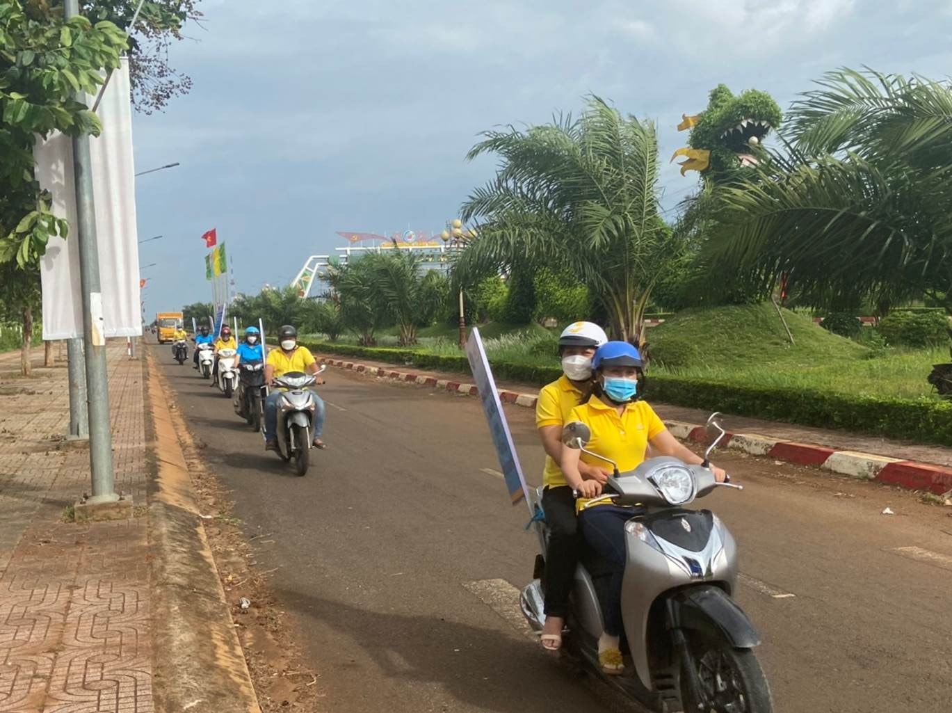 Truyền thông, vận động người dân tham gia BHXH tự nguyện, BHYT hộ gia đình. Nguồn: ITN