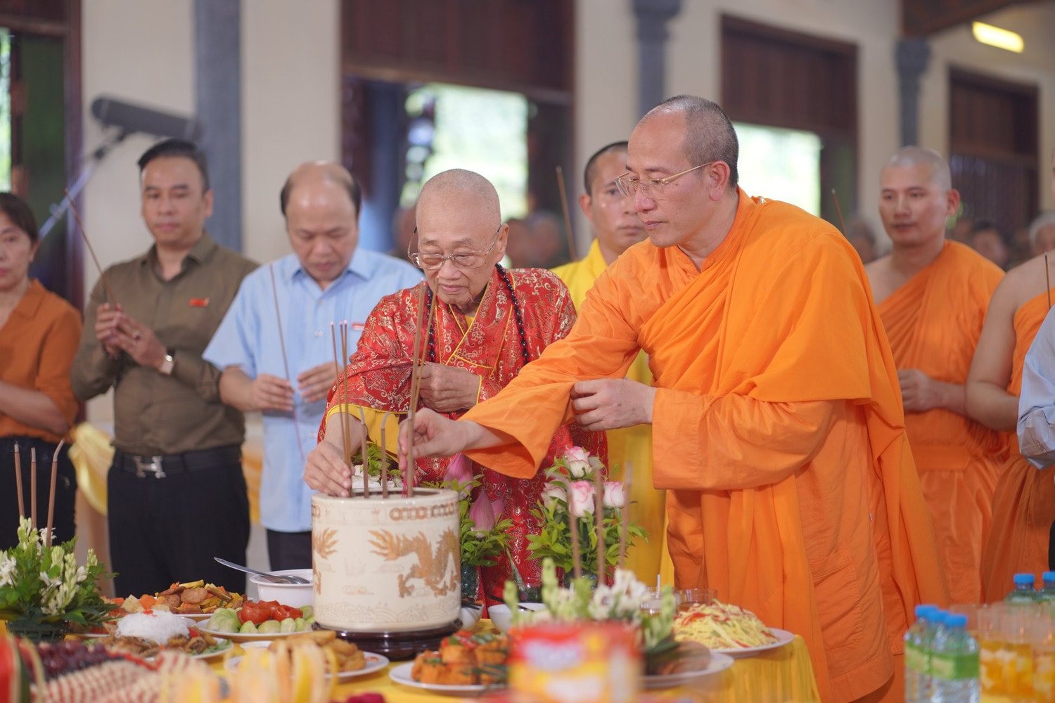 Linh nghiêm lễ tri ân, cầu siêu anh linh các Anh hùng liệt sĩ tại chùa Ba Vàng -0
