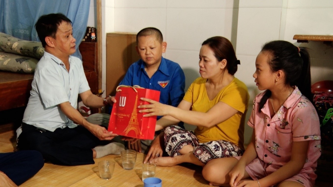 “Hiệp sĩ tình nguyện” và câu chuyện vượt lên nghịch cảnh lan tỏa cảm hứng -0