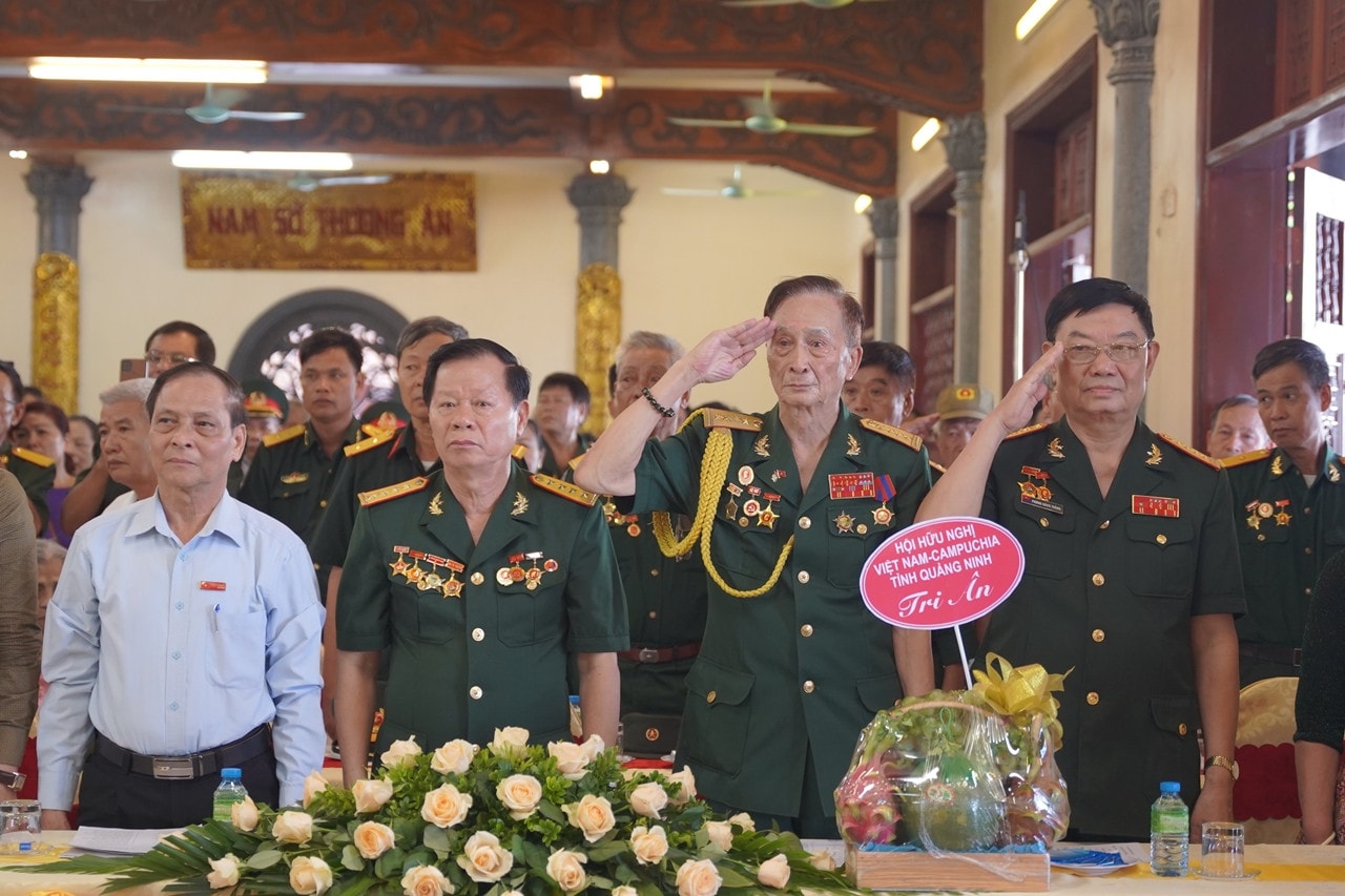 Linh nghiêm lễ tri ân, cầu siêu anh linh các Anh hùng liệt sĩ tại chùa Ba Vàng -0