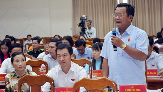 Đại biểu chất vấn tại kỳ họp - ẢNH Đ.P