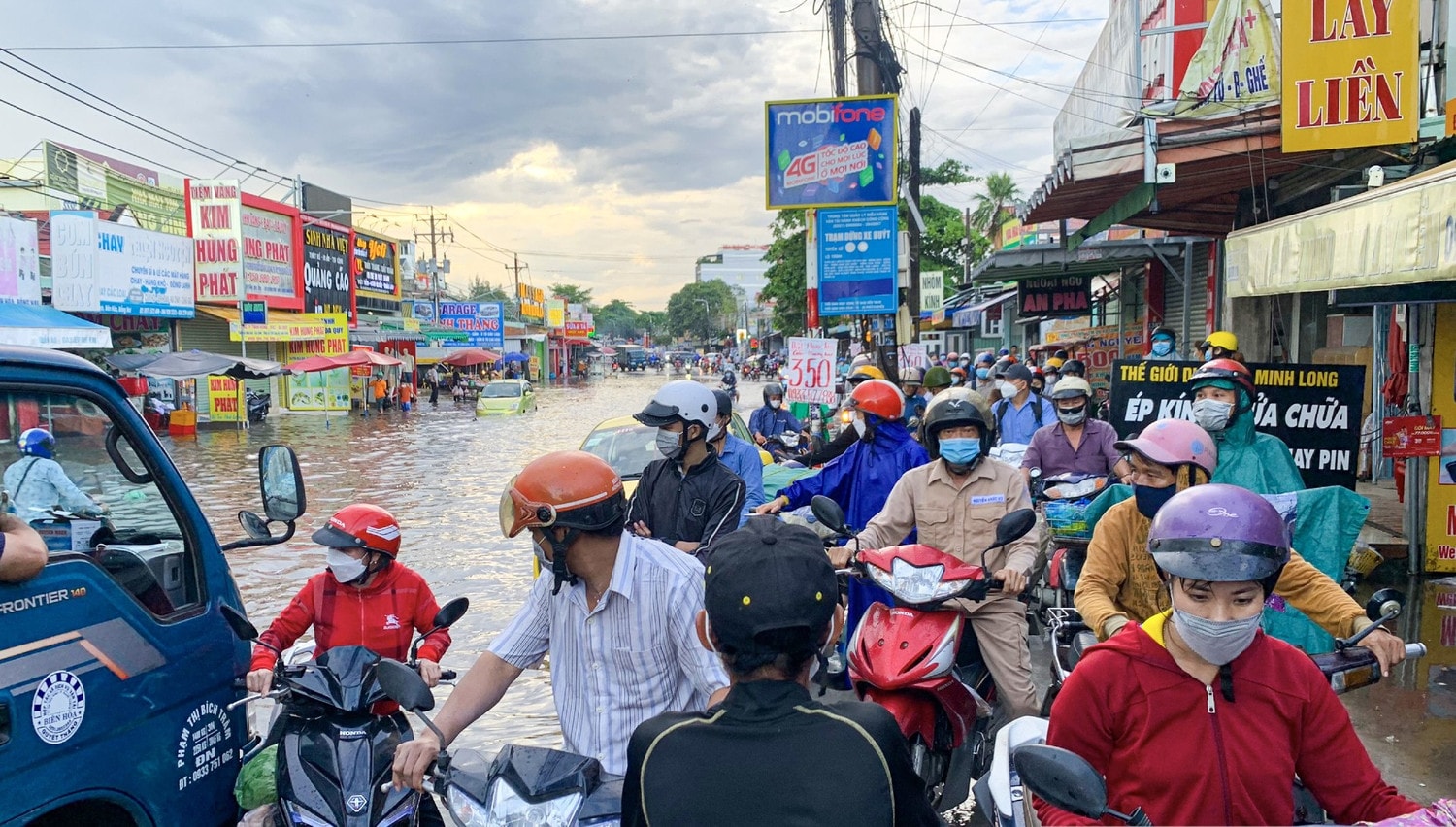 Nhiều tuyến đường, nút giao thông ùn tắc nghiêm trọng. Nguồn: ITN