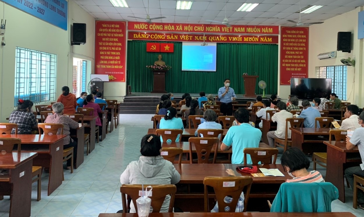 Tăng cường tuyên truyền chính sách BHXH, BHYT đến người dân. Nguồn: ITN