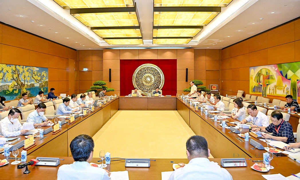 Chủ tịch Quốc hội Vương Đình Huệ: Huy động trí tuệ chuyên gia, đóng góp thiết thực cho Quốc hội -0