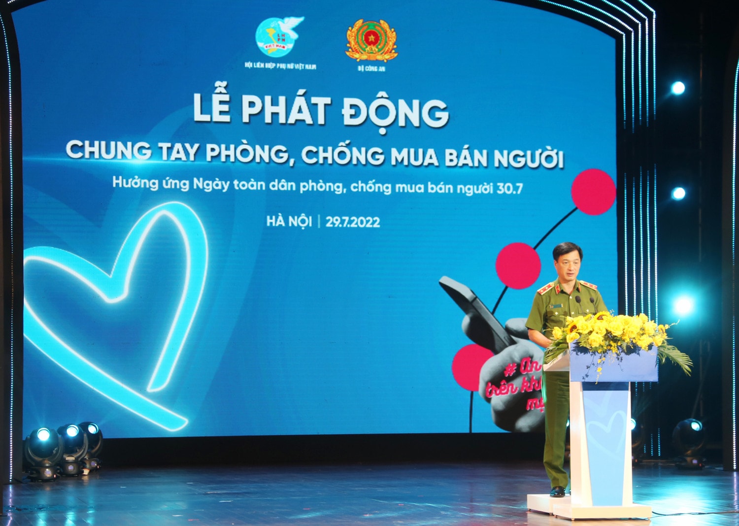 Lễ phát động hưởng ứng “Ngày thế giới phòng, chống mua bán người” -0
