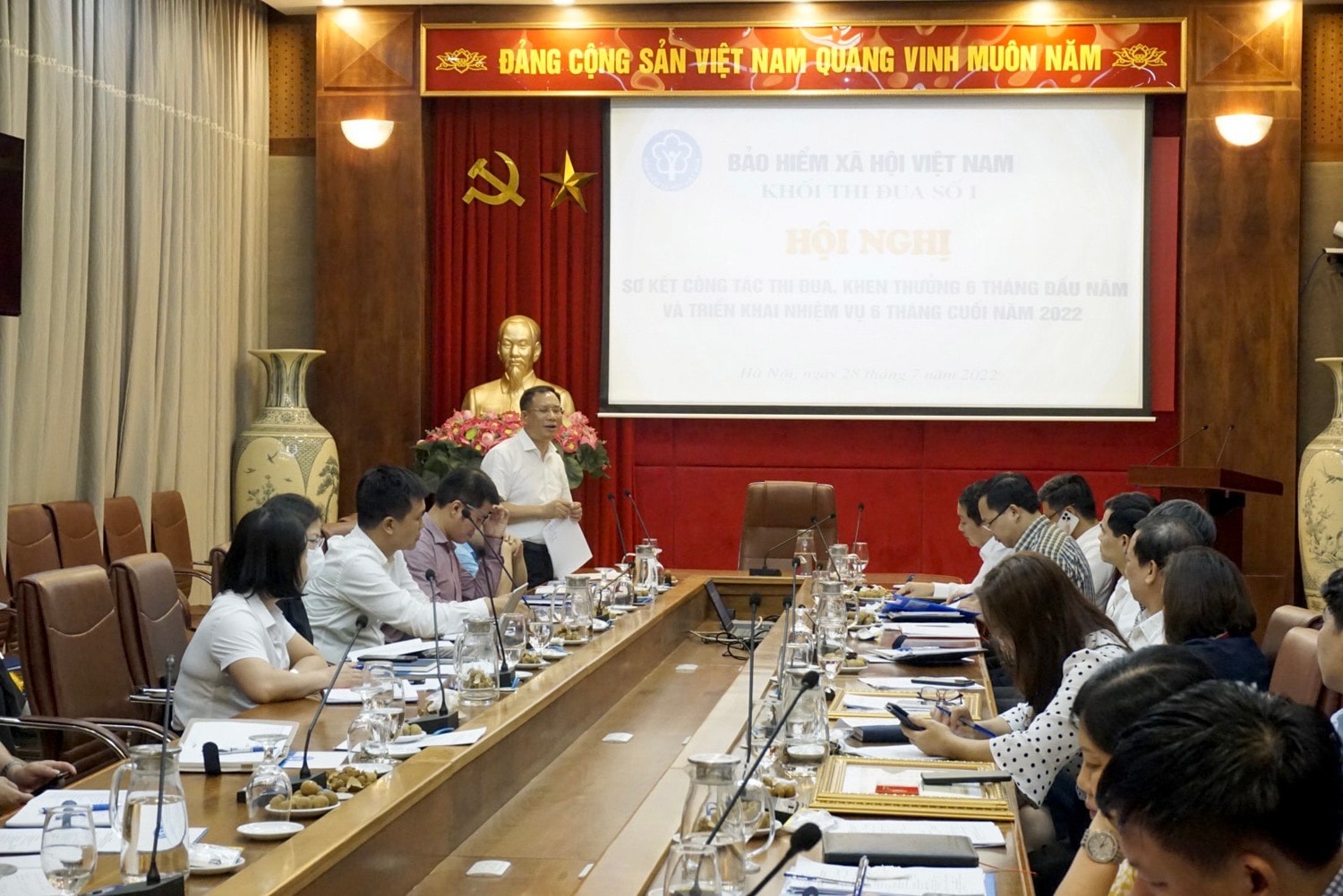 Nâng cao chất lượng công tác thi đua khen thưởng -0