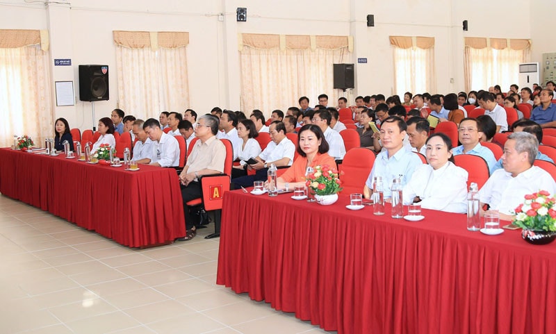 Bồi dưỡng, nâng cao kiến thức cho đội ngũ cán bộ đáp ứng yêu cầu hội nhập, phát triển của Thủ đô -0