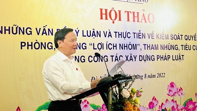 Phó Chủ tịch Quốc hội Nguyễn Khắc Định chủ trì Hội thảo về kiểm soát quyền lực, phòng, chống “lợi ích nhóm”, tham nhũng, tiêu cực trong xây dựng pháp luật