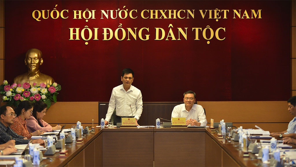 Khắc phục tình trạng manh mún, dàn trải của chính sách dân tộc -1