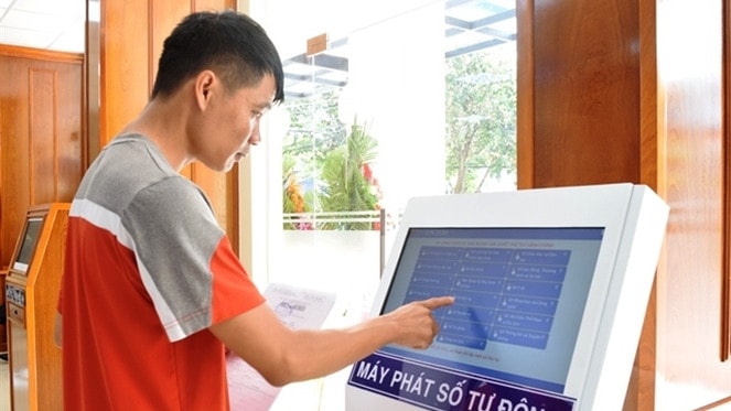 Không phải người dân nào cũng biết sử dụng máy tính
