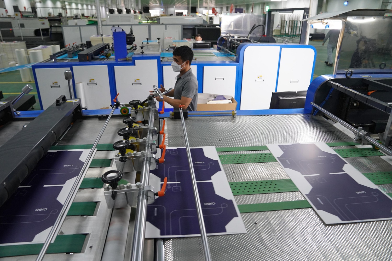 Doanh nghiệp phải đón đầu xu hướng tiêu dùng xanh của thị trường EU; Ảnh Quang Khánh