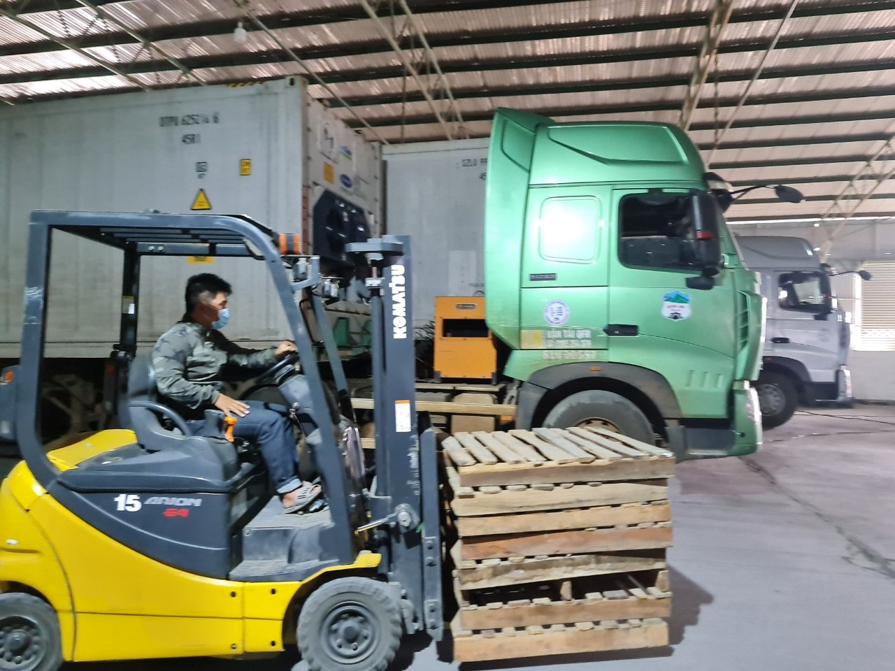 Tập đoàn HAGL Đóng gói vận chuyển trái cây xuất khẩu