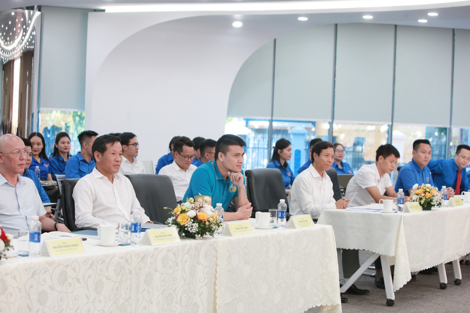 Các đại biểu dự chương trình Trồng mới 20.000 cây xanh tại rừng đầu nguồn -0