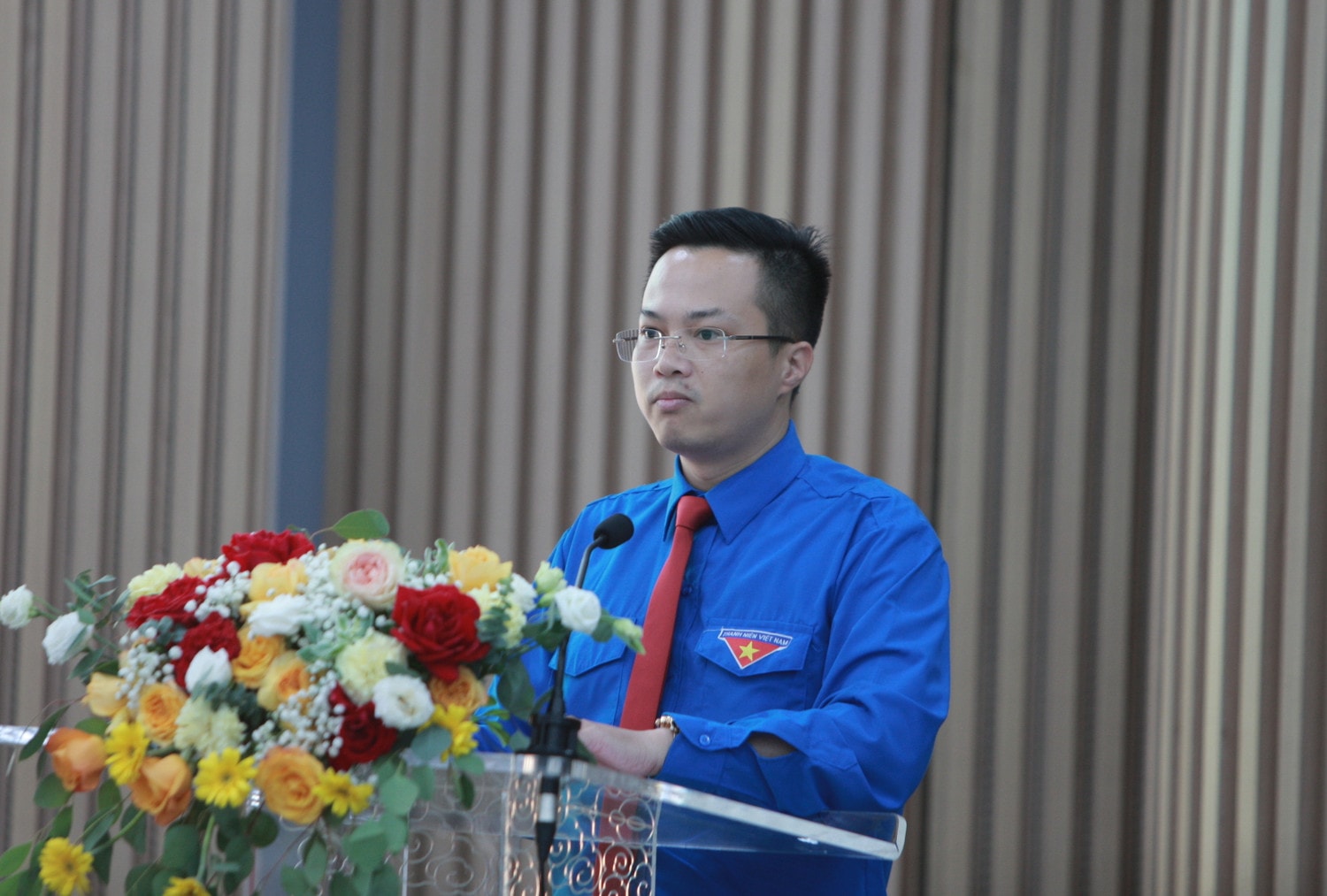 Bí thư Đoàn Bộ Nông nghiệp và Phát triển nông thôn Tạ Hồng Sơn phát biểu tại chương trình Trồng mới 20.000 cây xanh tại rừng đầu nguồn -0