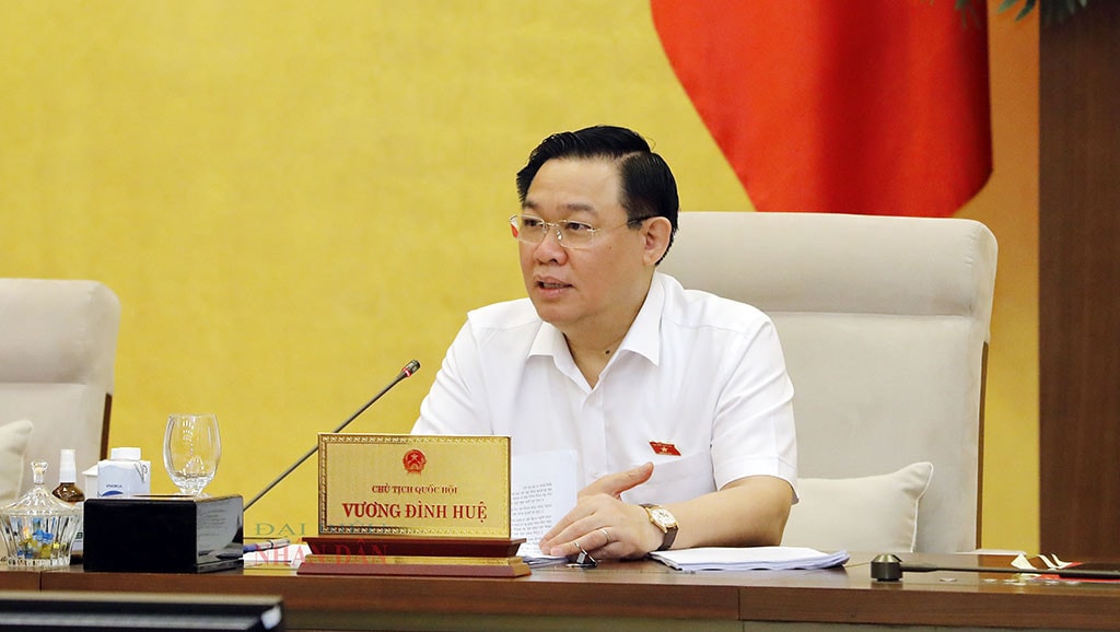 Một số hình ảnh Ủy ban Thường vụ Quốc hội cho ý kiến về dự án Luật Dầu khí (sửa đổi)