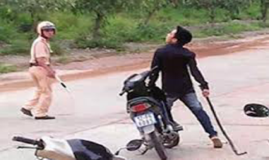 Tội chống người thi hành công vụ, xử lý thế nào? -0