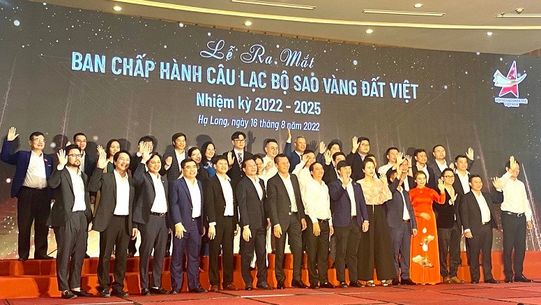Chính thức ra mắt Ban Chấp hành Câu lạc bộ Sao Vàng đất Việt nhiệm kỳ 2022-2025 -0