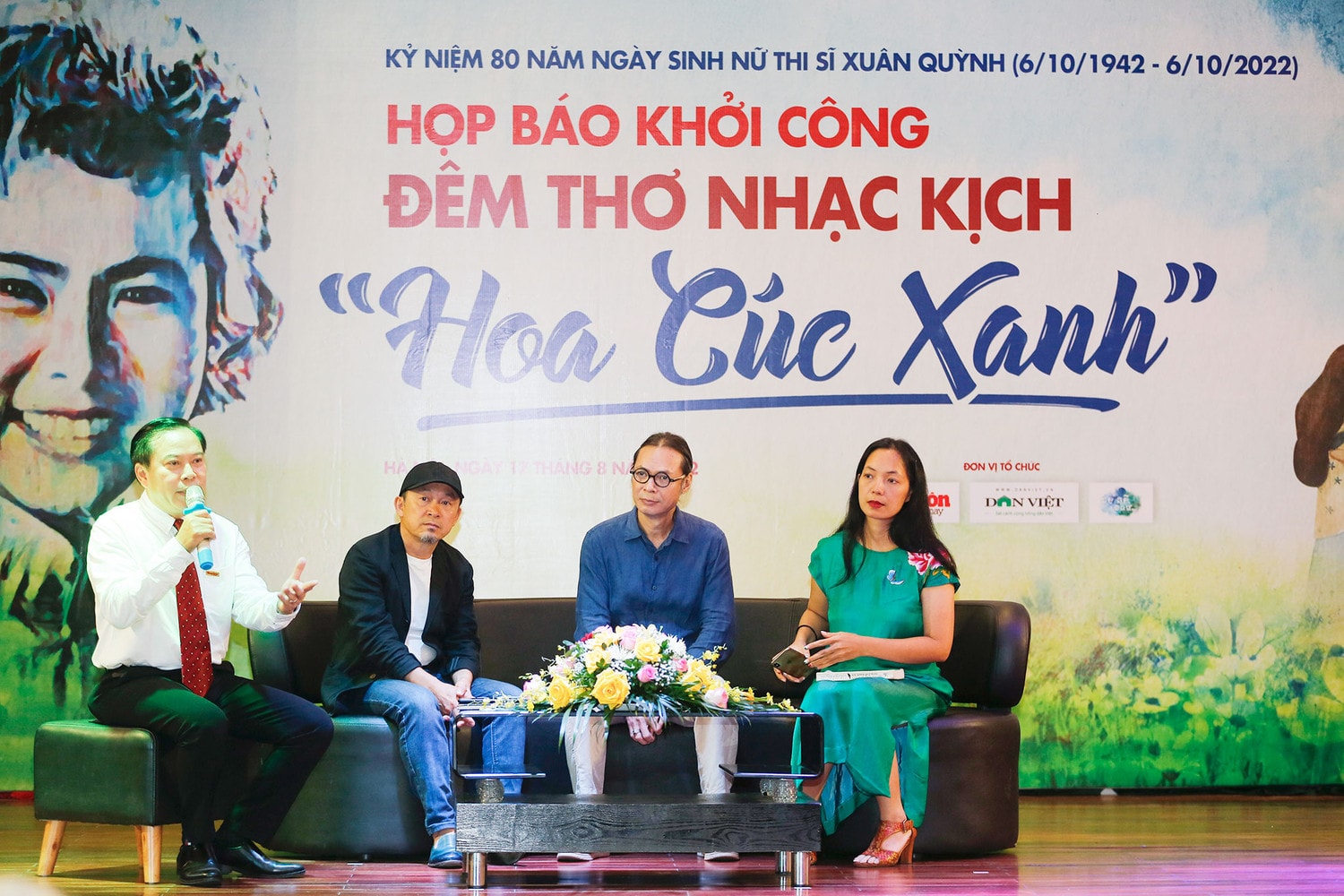ĐÊM THƠ - NHẠC - KỊCH “HOA CÚC XANH” TƯỞNG NHỚ THI SĨ XU N QUỲNH -0