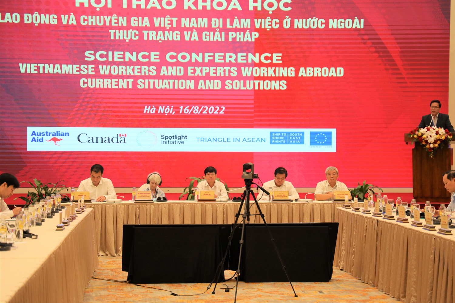 TOÀN CẢNH HỘI THẢO
