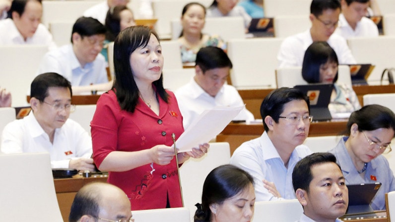 Miễn học phí cho học sinh THCS: Thực hiện càng sớm, càng tốt -0