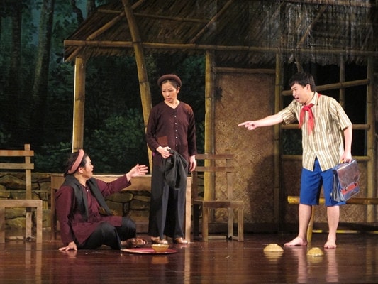  Vở “Tình mẹ” do Hội Sân khấu Hà Nội dàn dựng năm 2021 - Ảnh: TH
