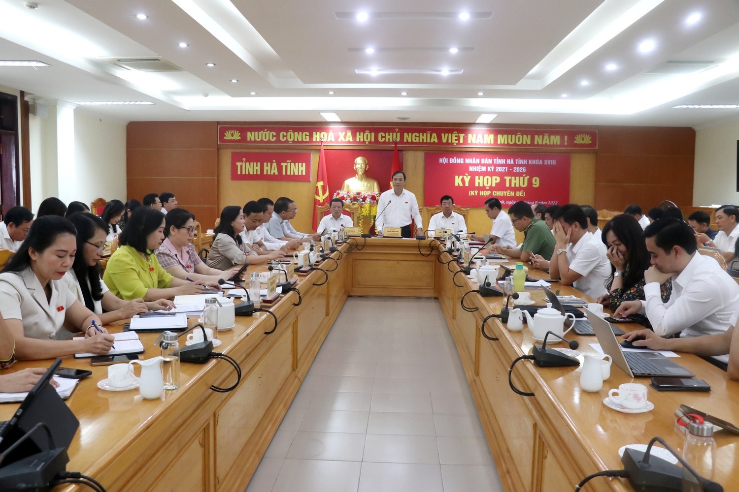 Hà Tĩnh: Thông qua 4 nghị quyết quan trọng tại Kỳ họp chuyên đề -0