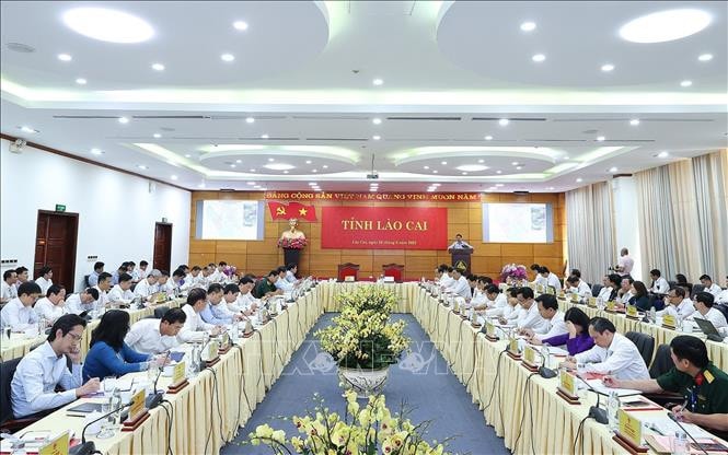 Đưa kinh tế cửa khẩu thành điểm đột phá về kinh tế của Lào Cai -0