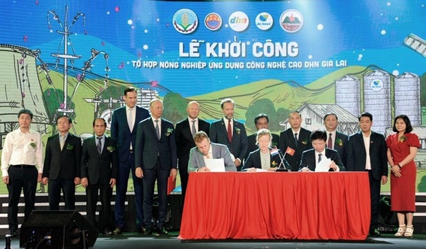 Lễ khởi công xây dựng 