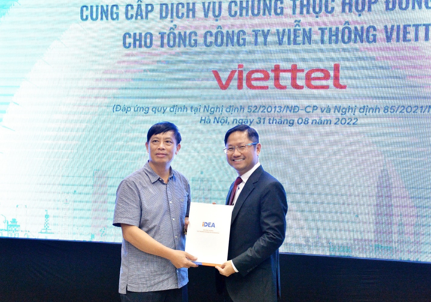 Viettel Telecom được trao giấy xác nhận đăng ký cung cấp dịch vụ Chứng thực Hợp đồng điện tử vContract -0