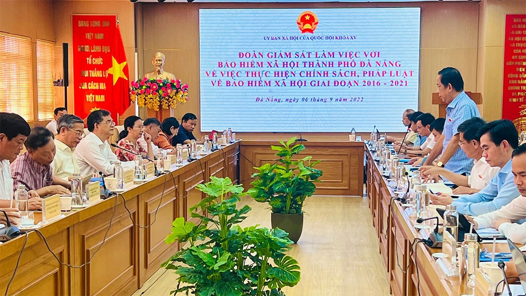 Đoàn giám sát của Ủy ban Xã hội làm việc tại Đà Nẵng -0