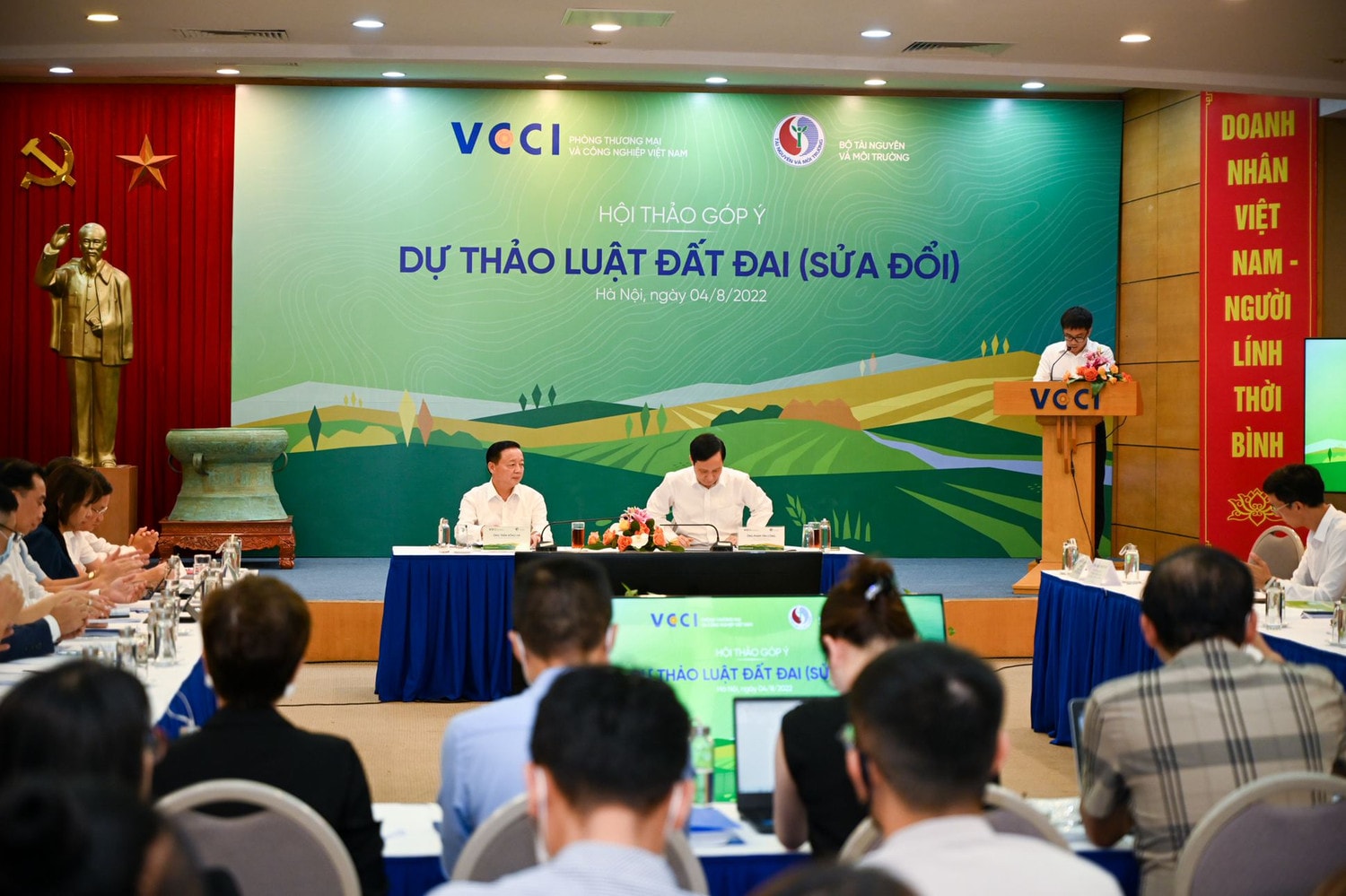 Đừng để thủ tục đất đai tiếp tục “cản trở” bước tiến của doanh nghiệp Việt -0