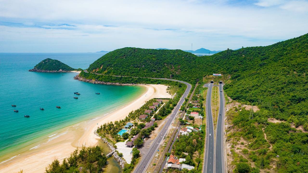 Chinh phục 5.000km cao tốc Việt Nam từ câu chuyện cao tốc Gyeongbu ở Hàn Quốc -0