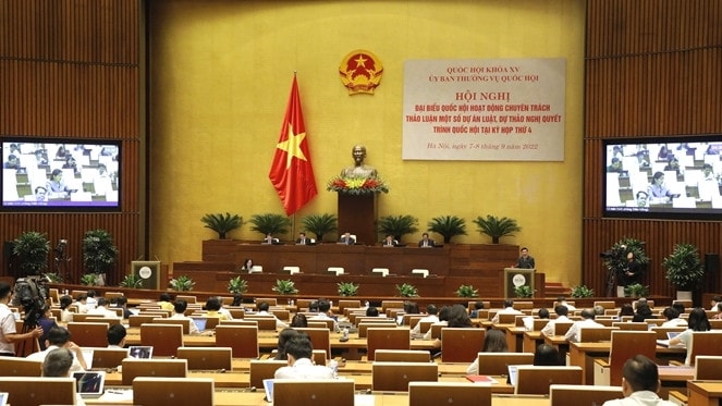 Hội nghị đại biểu Quốc hội hoạt động chuyên trách cho ý kiến về dự thảo Nghị quyết ban hành Nội quy kỳ họp Quốc hội (sửa đổi) ngày 8.9 Ảnh: Hồ Long