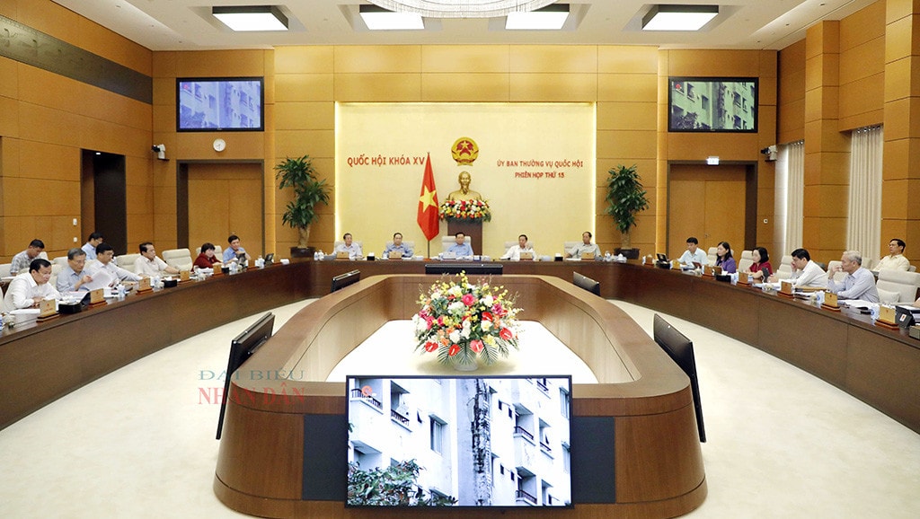 Ủy ban Thường vụ Quốc hội cho ý kiến về dự thảo Báo cáo kết quả giám sát về thực hành tiết kiệm, chống lãng phí -0