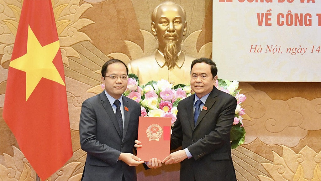Phó Chủ tịch Thường trực Quốc hội Trần Thanh Mẫn chủ trì Lễ trao Nghị quyết của Ủy ban Thường vụ Quốc hội về công tác cán bộ -0