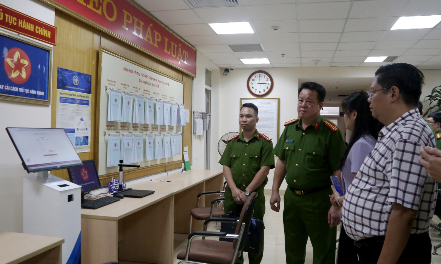 Quận Hoàn Kiếm, thành phố Hà Nội: Thành lập 132 Tổ công tác triển khai Đề án 06 -0