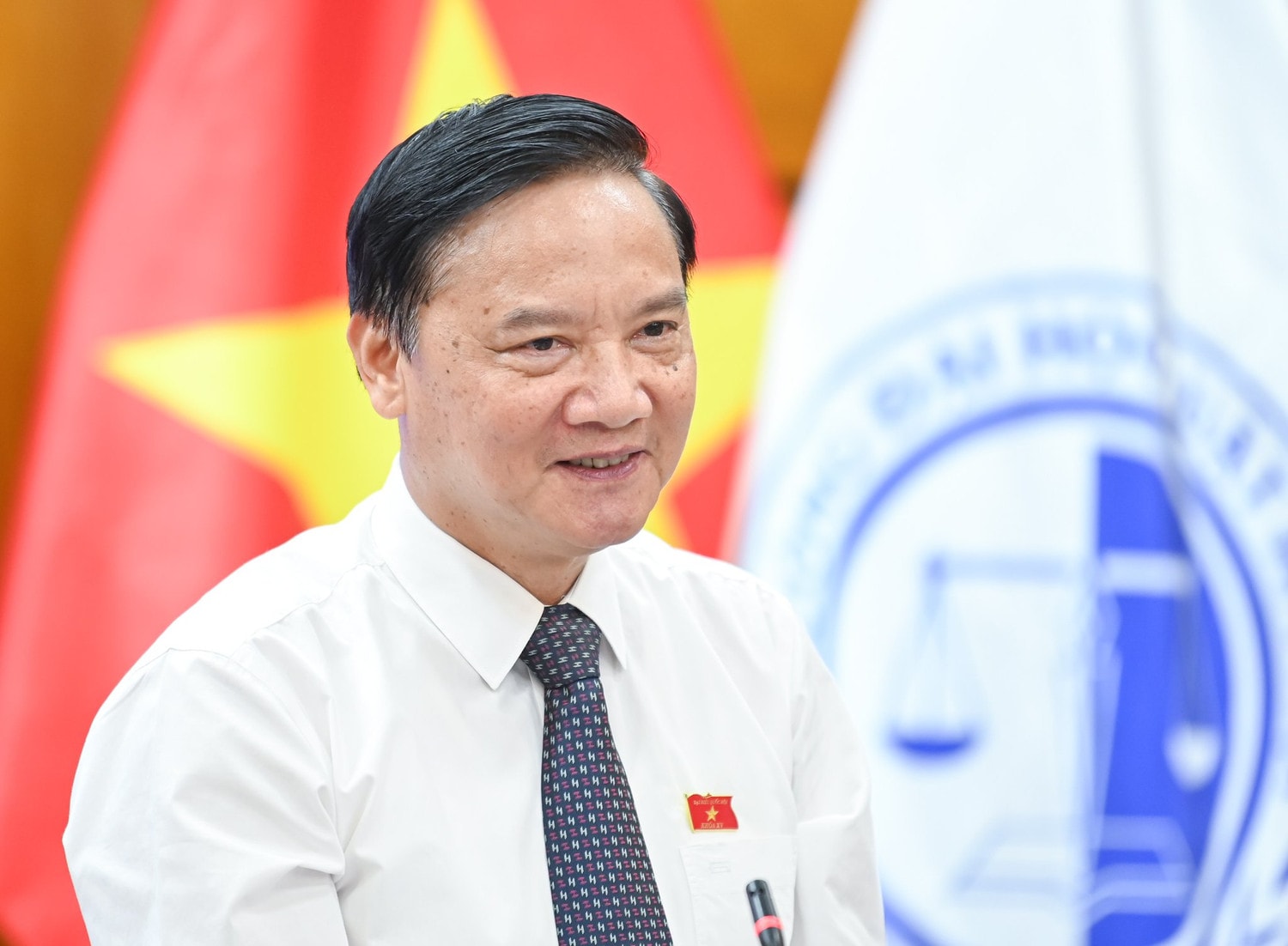 Phó Chủ tịch Quốc hội Nguyễn Khắc Định phát biểu tại Lễ ký kết