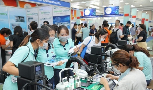 Triển lãm Nepcon 2022 thu hút hơn 300 thương hiệu công nghệ và máy móc điện tử -0