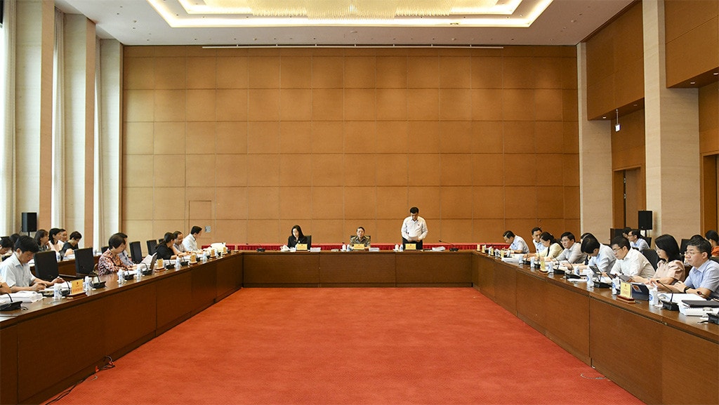 Phó Chủ tịch Quốc hội Nguyễn Đức Hải dự họp thẩm tra sơ bộ dự án Luật Đất đai (sửa đổi) -2