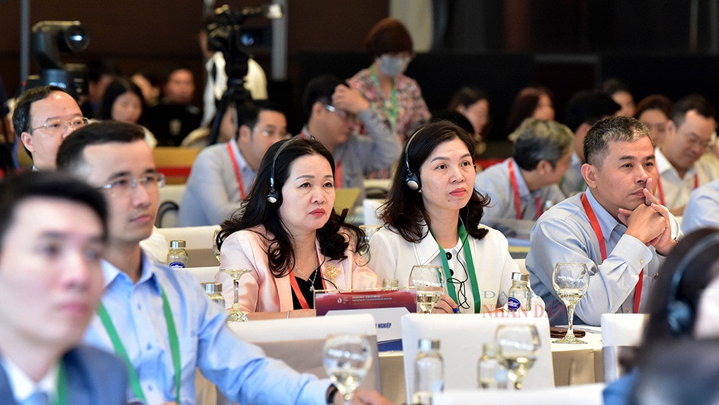 Một số hình ảnh Hội thảo chuyên đề 2 Diễn đàn Kinh tế - Xã hội Việt Nam 2022