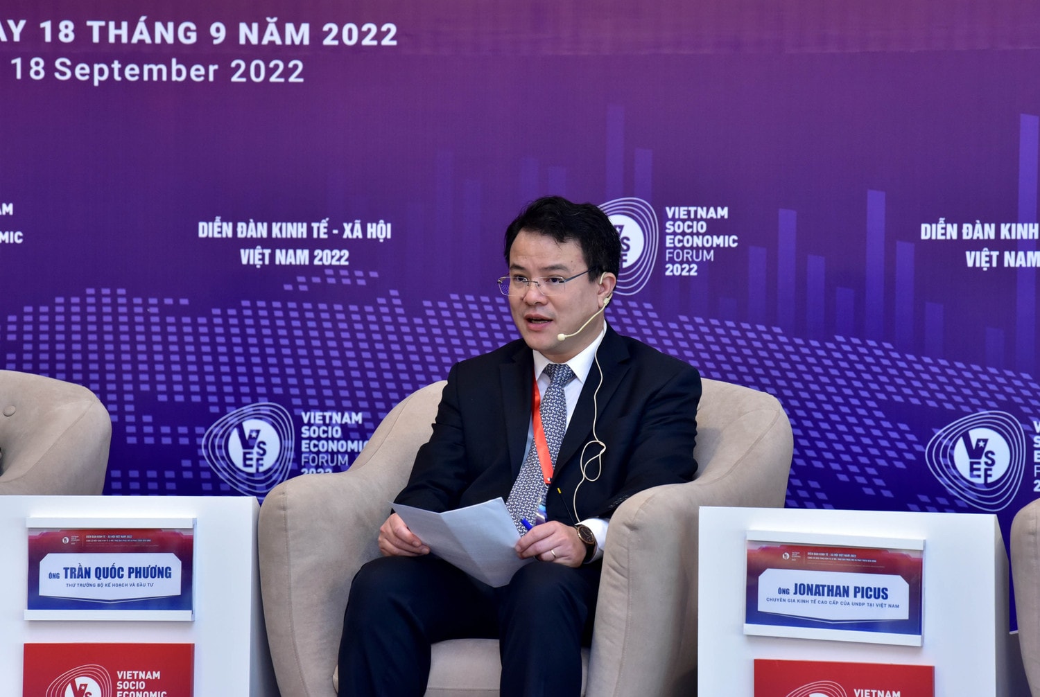 TRỰC TIẾP: Hội thảo chuyên đề 2 Diễn đàn Kinh tế - Xã hội Việt Nam 2022 -0